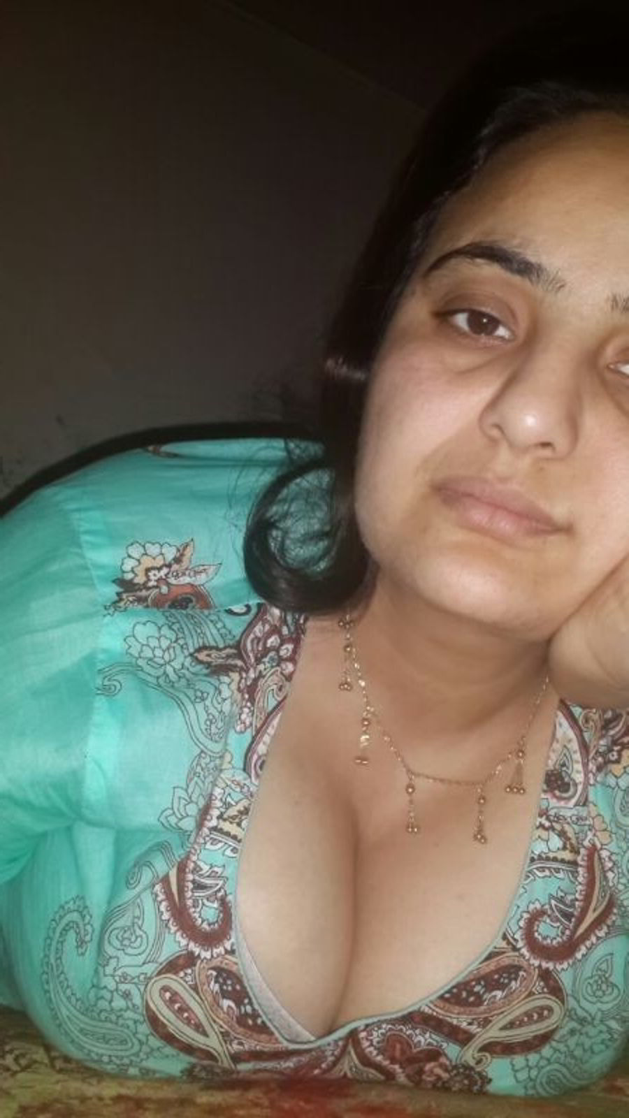 Unsatisfied indian big boobs bhabhi