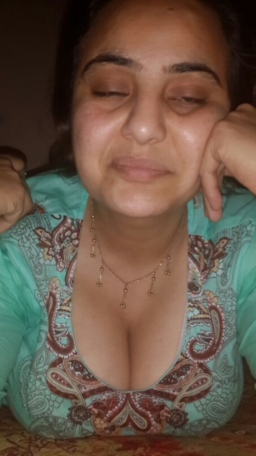 Unsatisfied indian big boobs bhabhi
