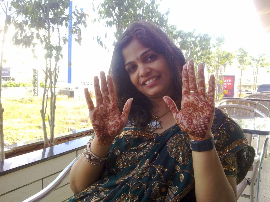 Sexy Indian hot mom enjoying