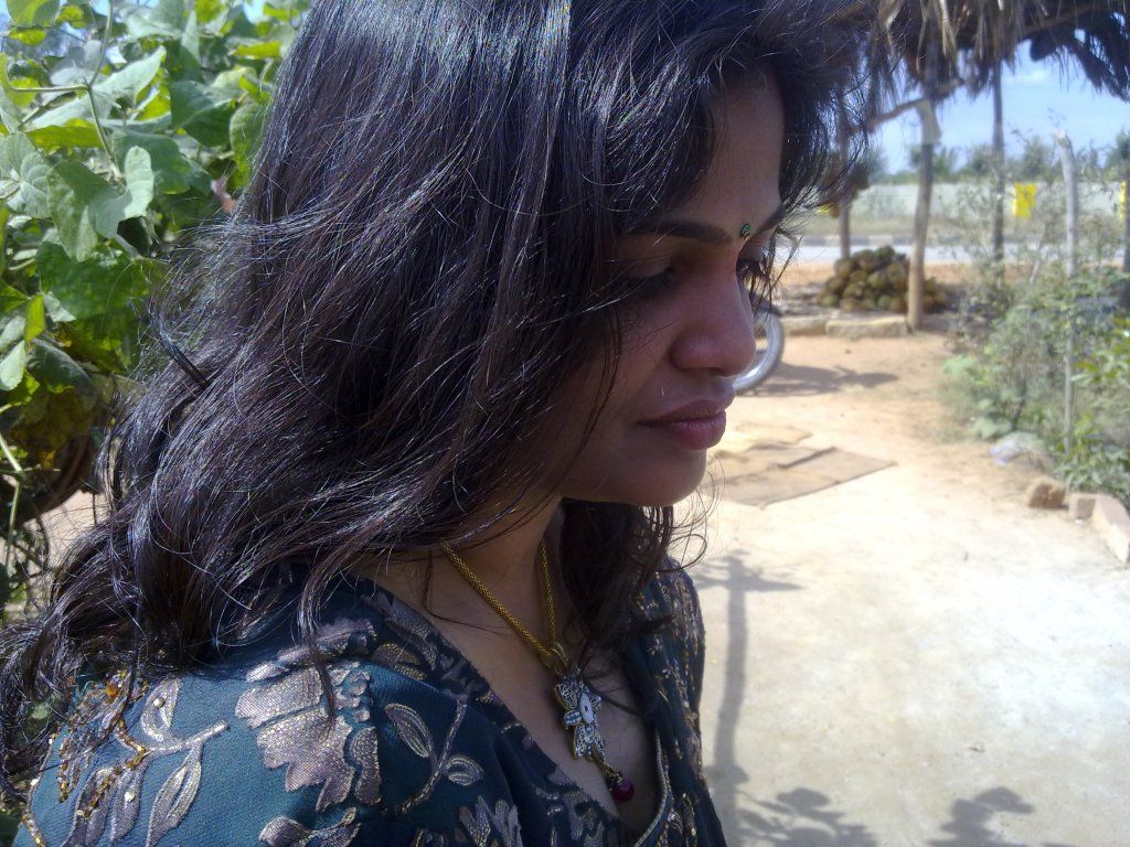 Sexy Indian hot mom enjoying