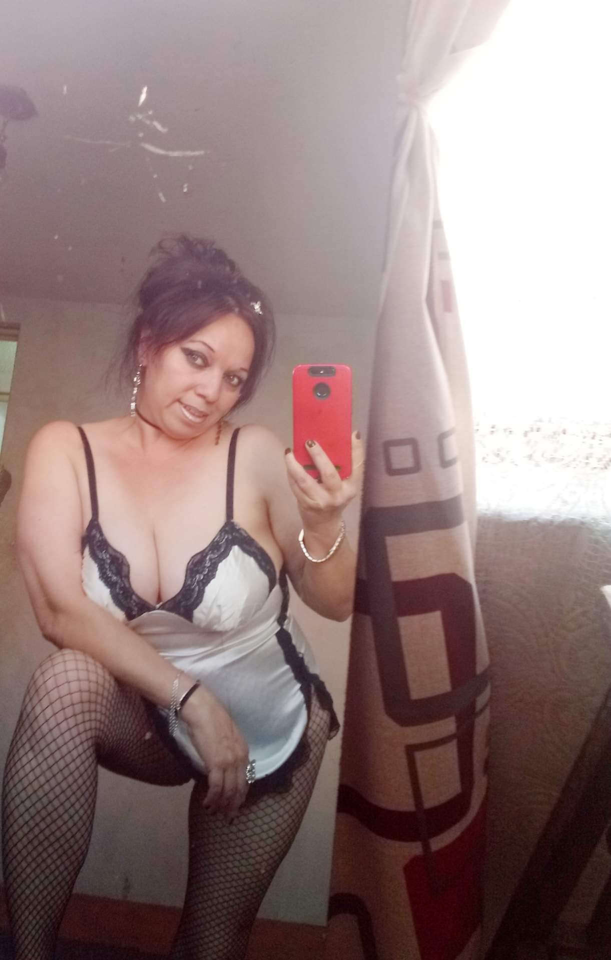 Milf Mirachs Betancur Lau