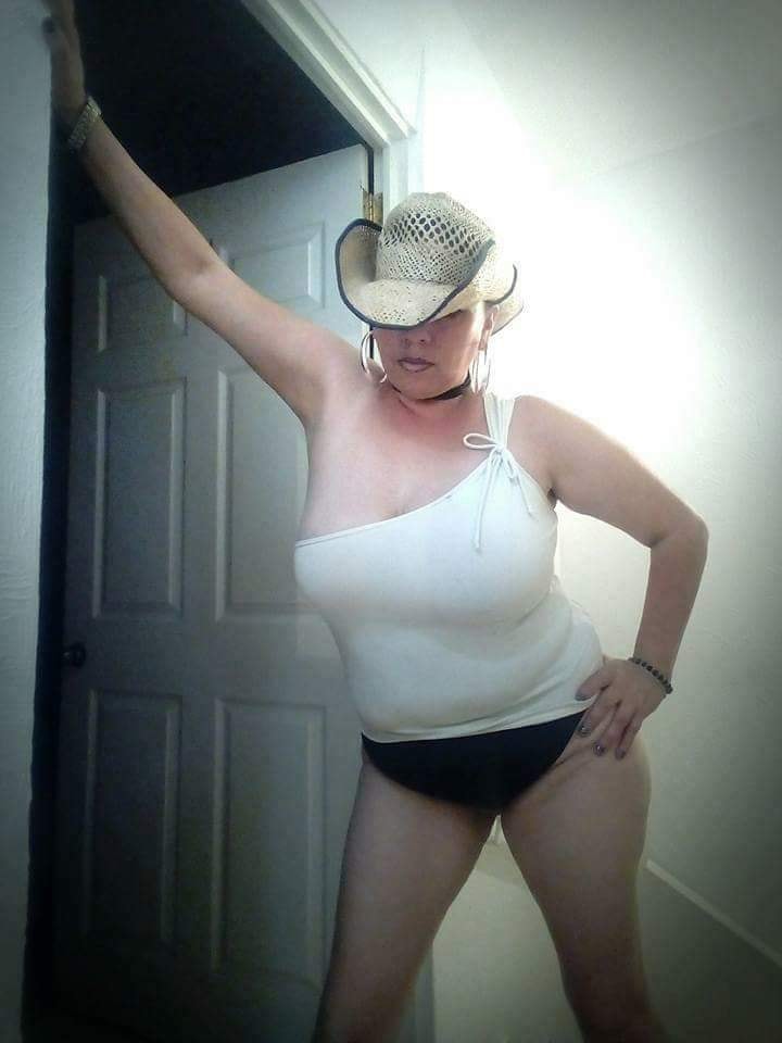 Milf Mirachs Betancur Lau