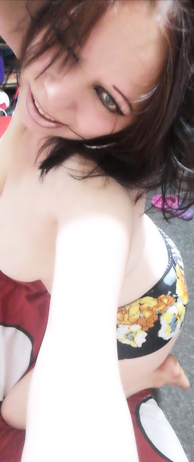 Milf Mirachs Betancur Lau