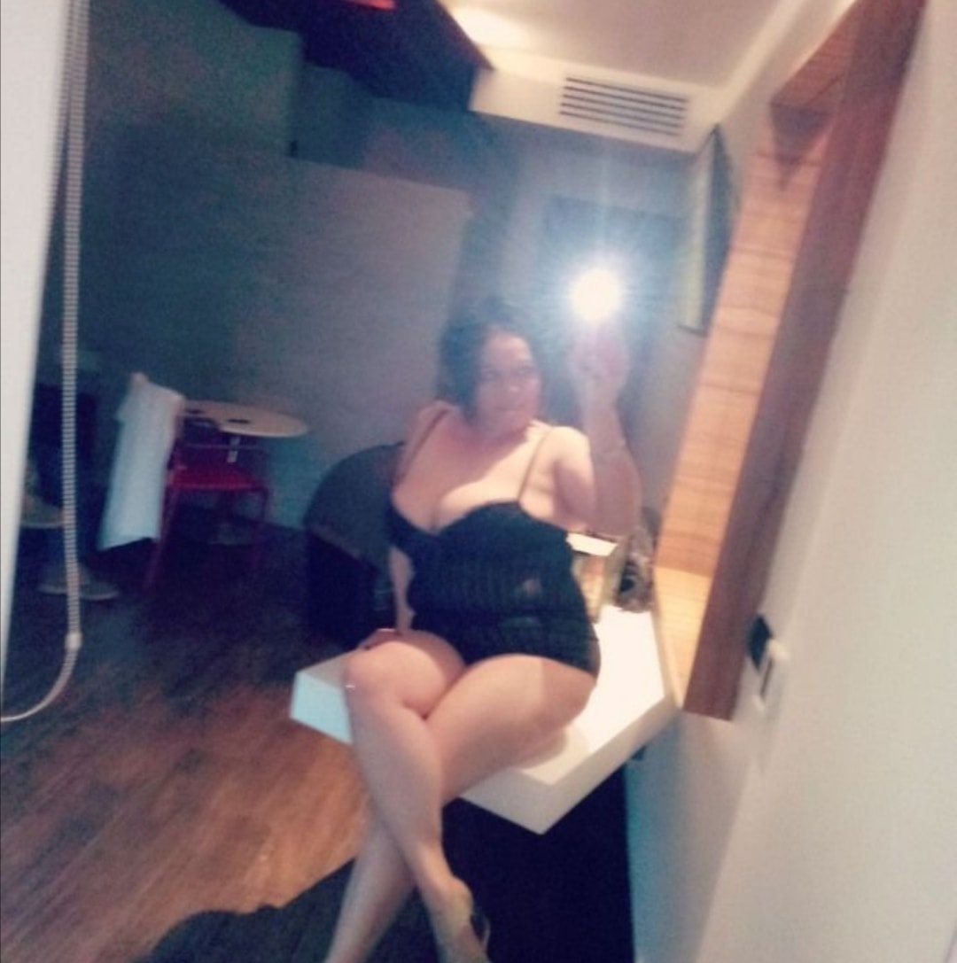 Milf Mirachs Betancur Lau