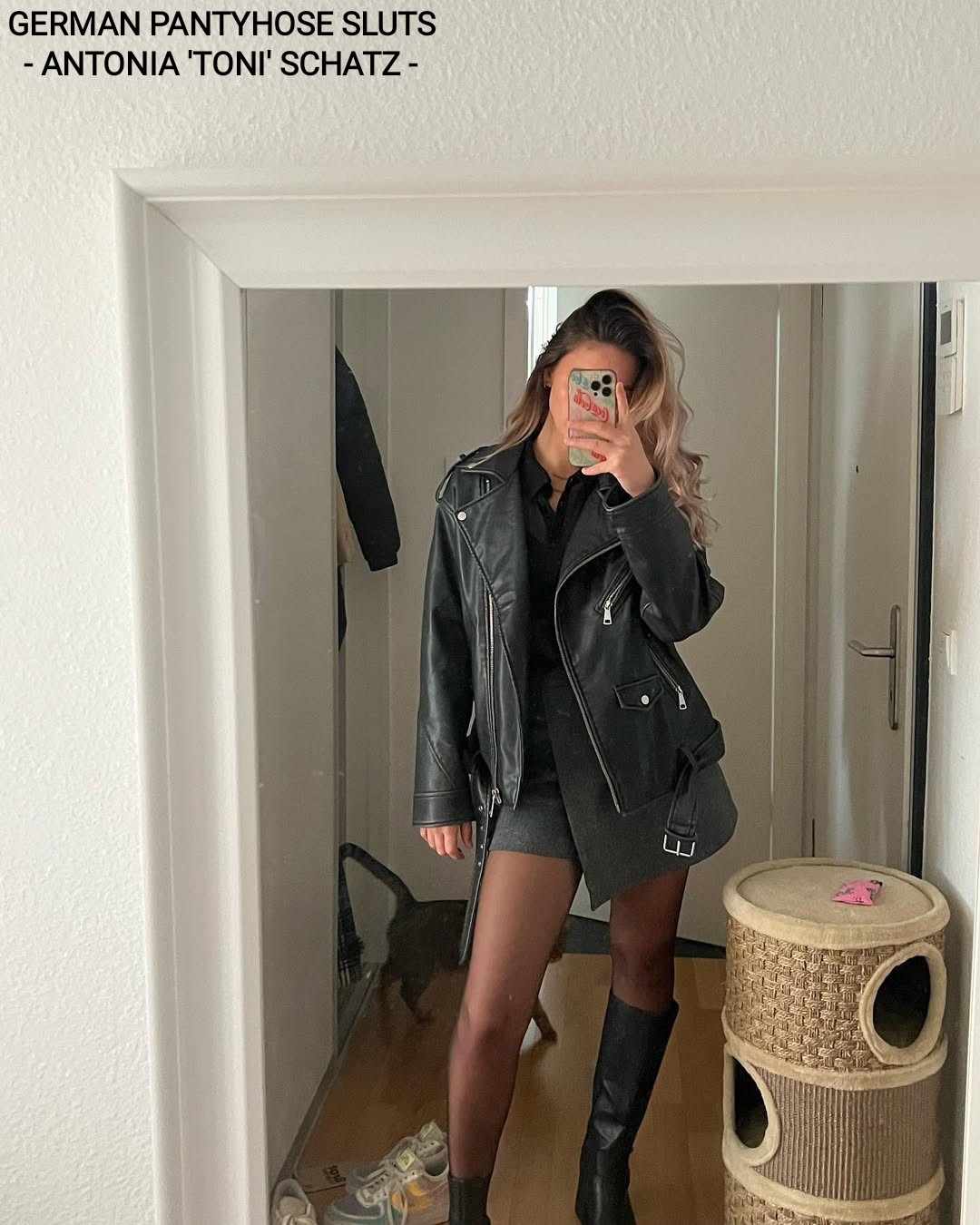 Pantyhose slut Antonia Schatz