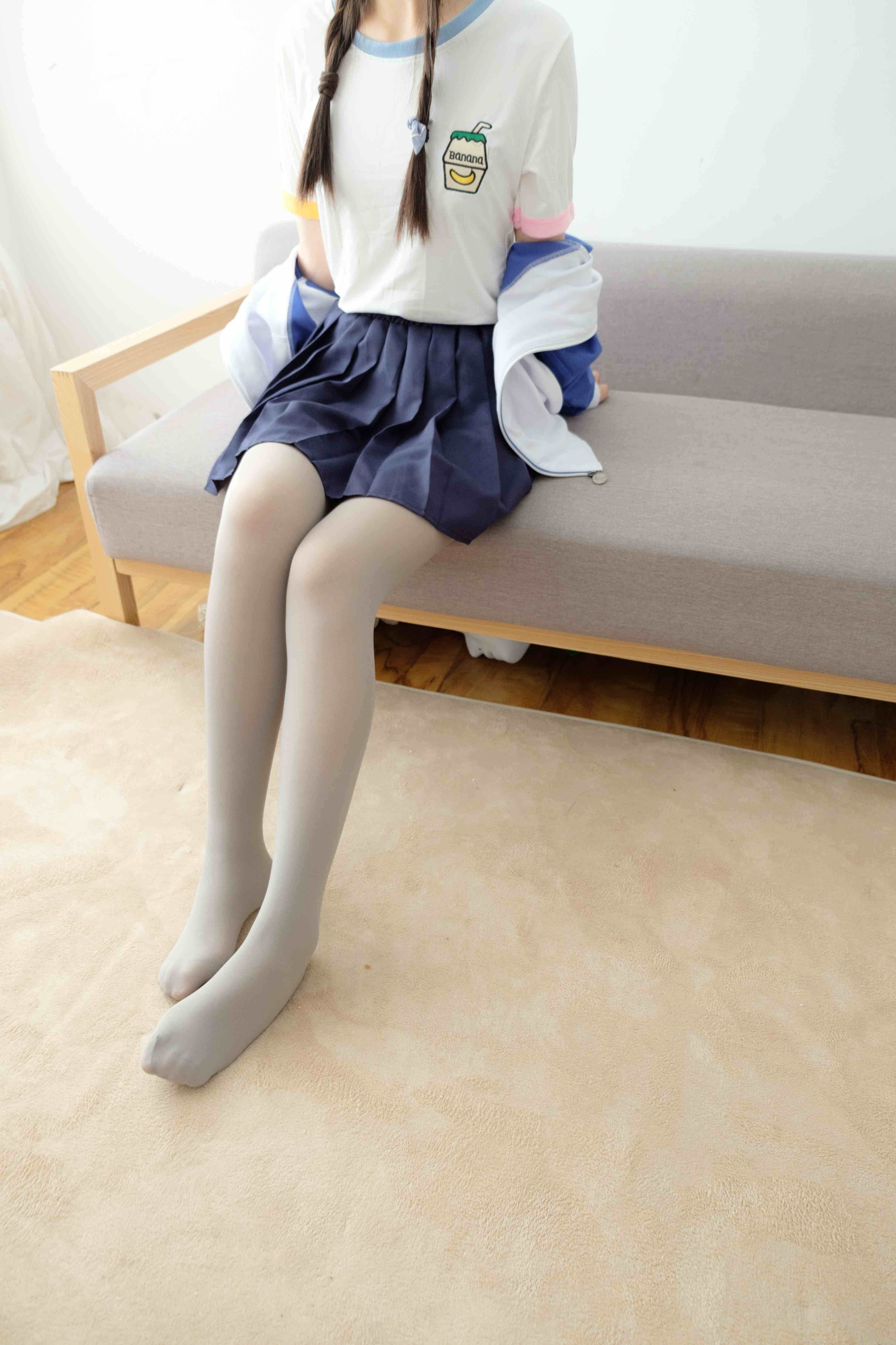 China Beauty Legs and feet 1731