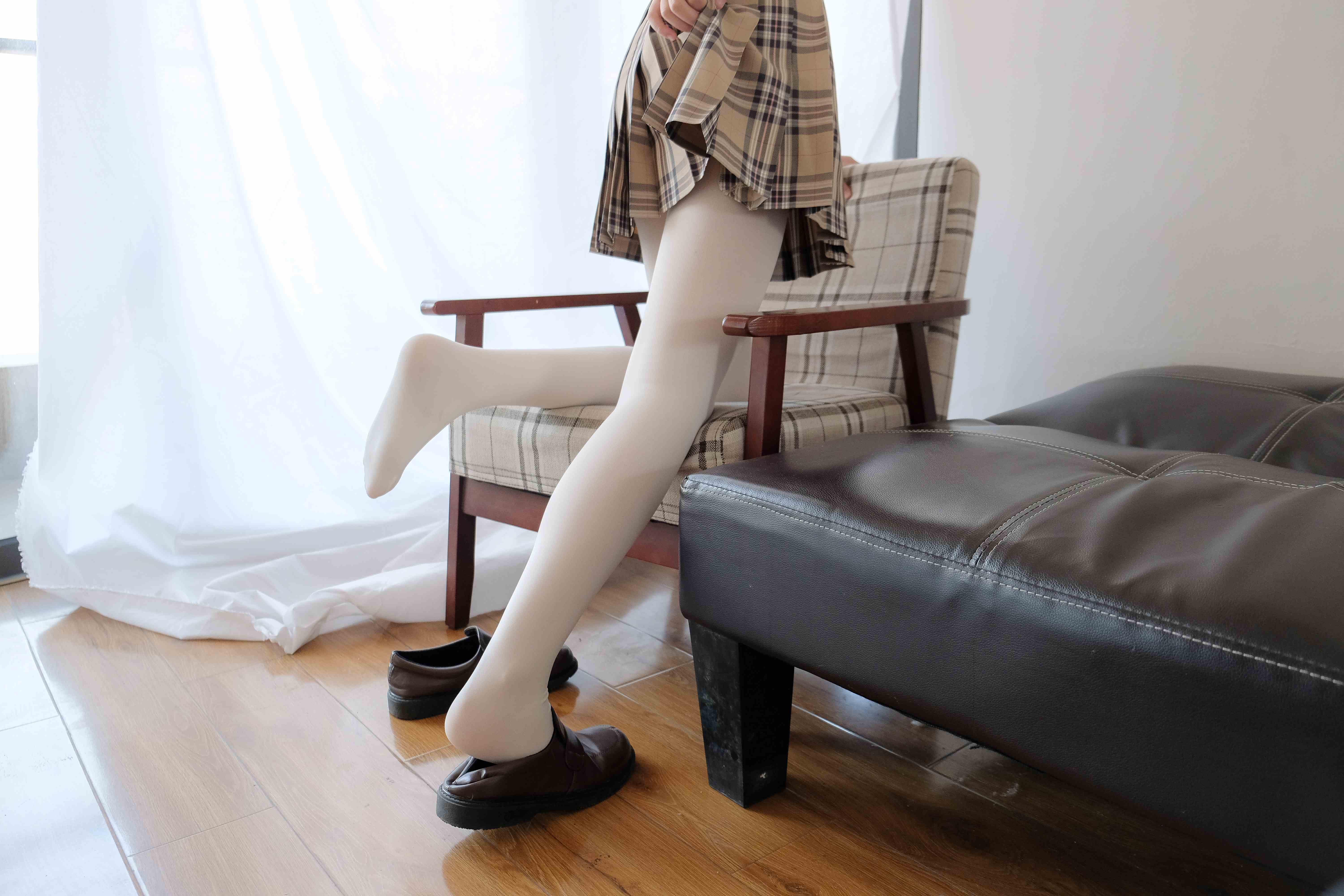 China Beauty Legs and feet 1738