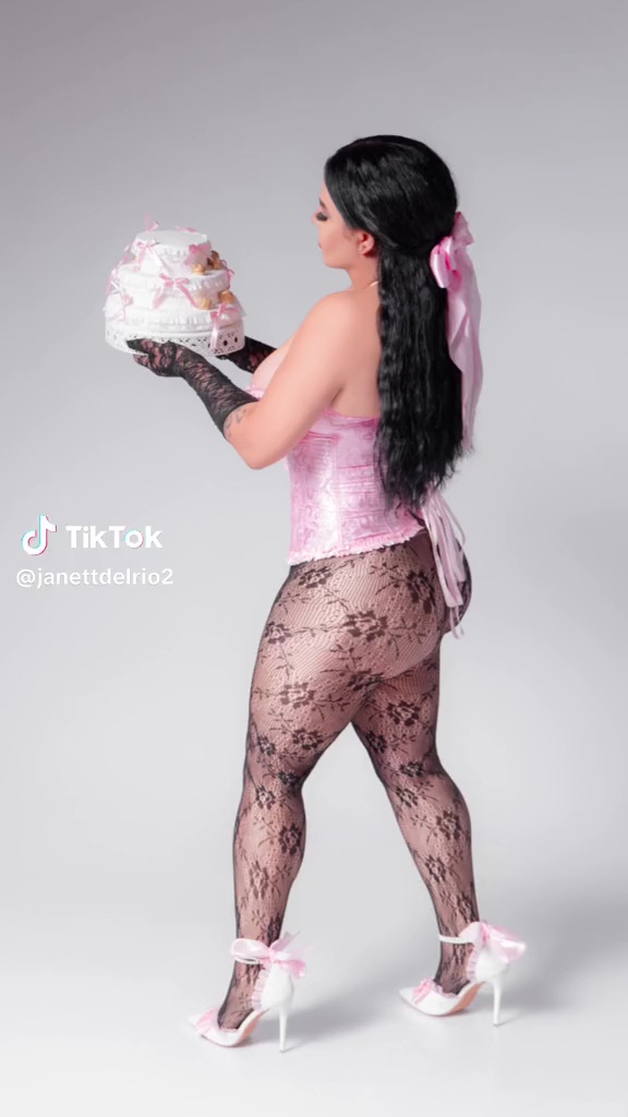 Janett Ruiz Chappara tetona y nalgona