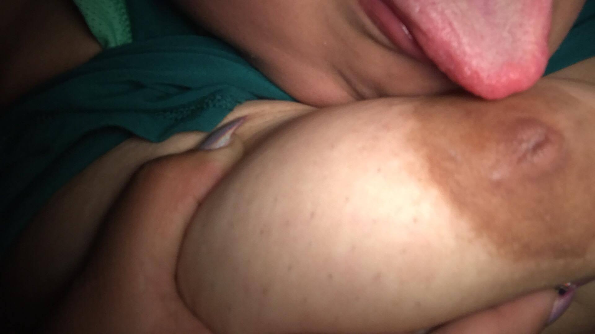 Ex gorda luciendo tetas