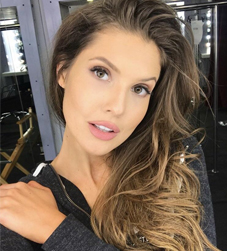 Amanda Cerny