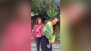 Try not to cum (Addison Rae) (nude photos,Tik toks + sex tape