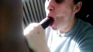 @CURVED9INCHER LOVER FIRMLY MILKS LONG STRONG ..