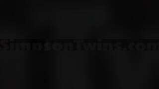 Simpson Twins Gets Naughty and Blowjob the Dude