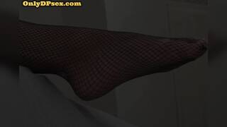 DP babe double penetrated in threesome before cumshot