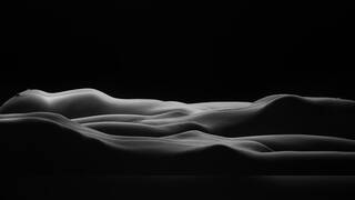 assisting house lesbo run