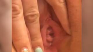 Miley Cyrus and her friends sends me nudes on instagram