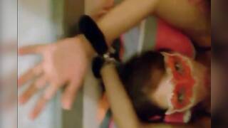 Ma petite salope avale tout