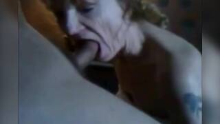 Grandma with a wrinkled face sucks dick and drinks cum