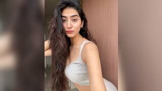 Cum Tribute on Nazila 02