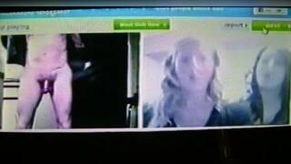 2 horny College girls excited by my hot show (+ sound )