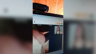 CLOSE UP SELFSUCK AND CUM