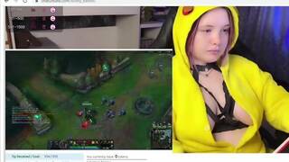 gamer girl from joystick.tv