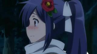 Garota tarada apalpando peitos