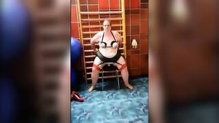 BBW reite einen Dildo