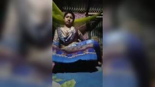 Unsatisfied Village girl make nude video