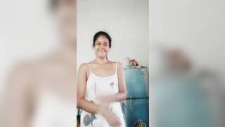 Sexy teen showing boyfriend her nude video