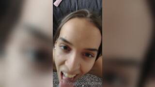 Hari De Lopo / Mia Bennet  Blowjob