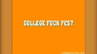 Pussy fingered frat teen chick lays back and takes it