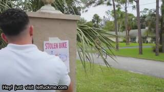 creampie leah lee - bicycle brat