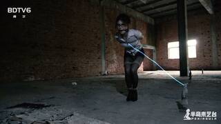 Chinese Girl outdoor exhibitionism BDSM Training 11