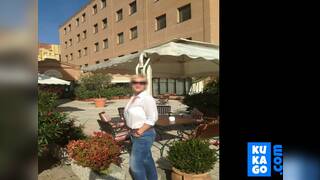 Public masturbation in the car