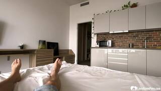 Stepsister came in to learn about sucking dick