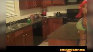 Shawty Redd: Sexy ASS Twerk in Kitchen - Ameman