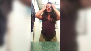 Cute teen showing nude 2