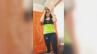 Sexy girl showing nude