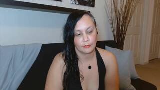 Foot Goddess Shasha gives you her sexy feet and tease