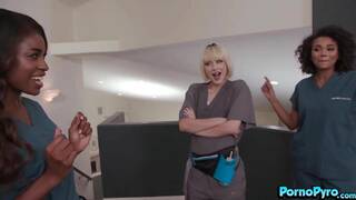 Massage Girls Alina Ali Jessie Saint And Nicole Kitt Have Lesbian 3way