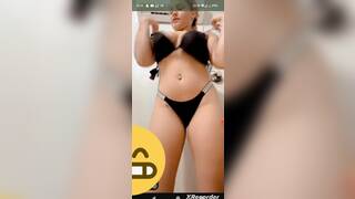 Big tits blonde masturbate on webcam