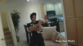 Lebanese Arab girl goes to house party to get fucked (Real Amateur) California