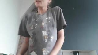 21yo fucks her tight asshole and loves it