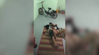 Quay len 2 ban xem doraemon