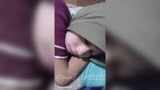 Hijab IGO Lagi Tidur Di Ajak Ngewe