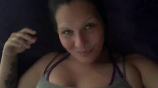 Hot Italian MILF Cools Off Inside with a Quick Solo Session