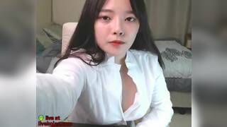 Asian babe hot pantyhose show