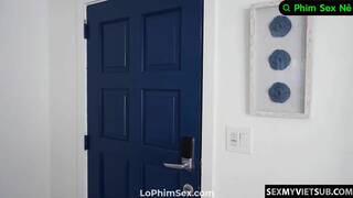 Fuck the sex addict girl together