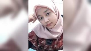 My hijab girlfriend before she get fuck